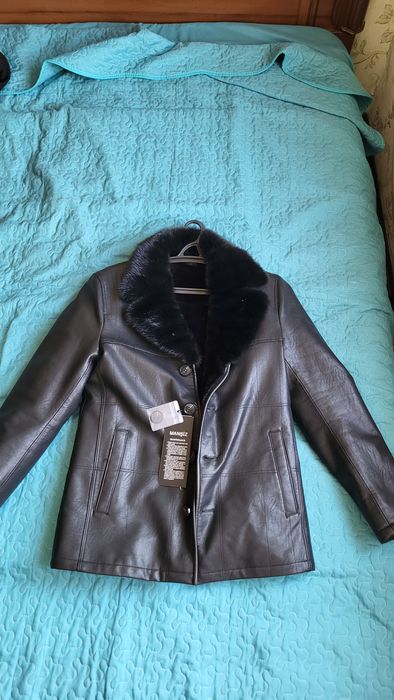 Продается дубленка новая