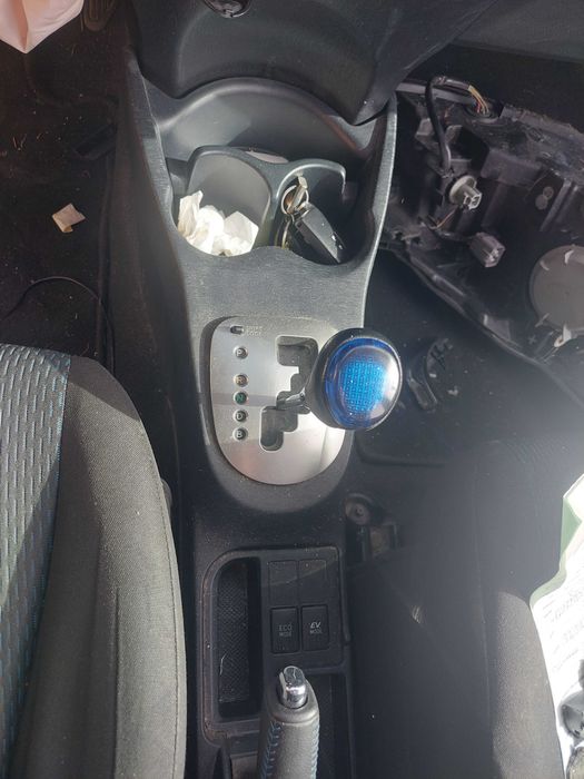 Toyota Yaris 1,5 HYBRID, Тойота Ярис Хибрид на части!
2013г.