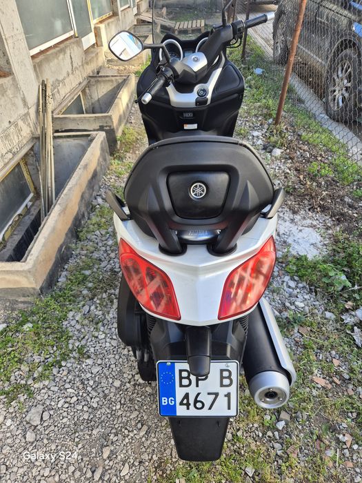 Yamaha X-max 250