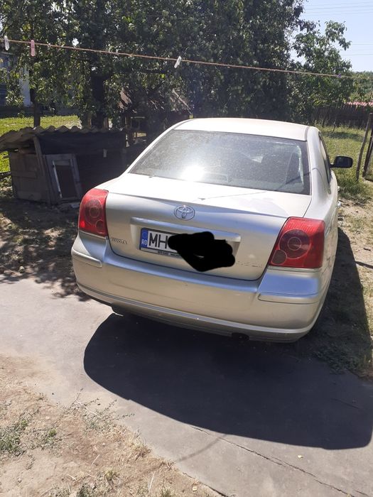 Vand toyota avensis