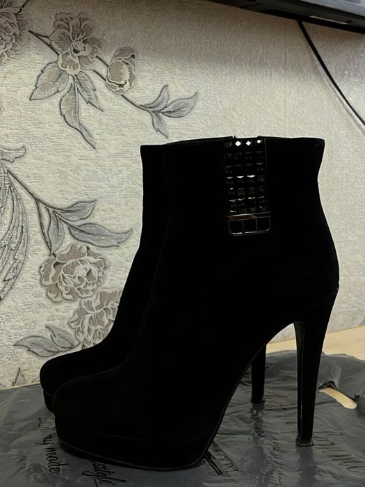 Продам сапоги экозамша