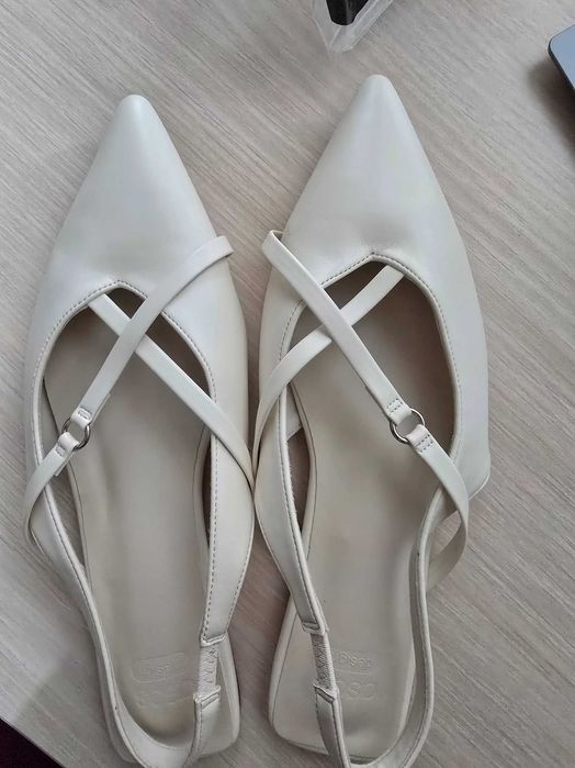 ASOS Сандали с каишка