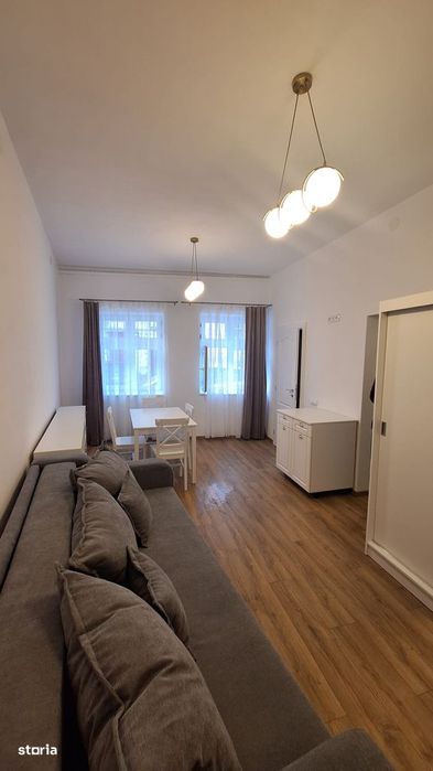 Garsoniera zona Centrala 9 Mai