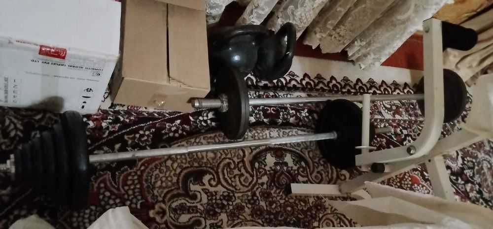 Штанги 2шт, лежак жим лёжа новый, гиря  2шт