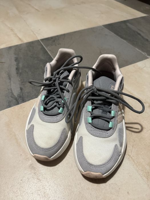 Маратонки Adidas
