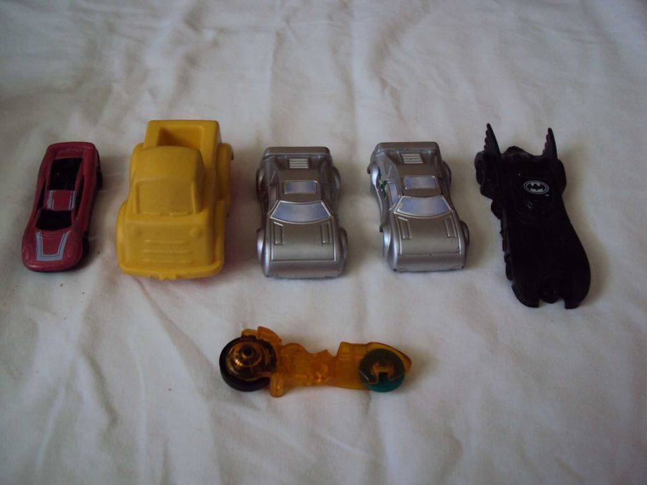 Метални колички Hot Wheels и метални колички MATCHBOX колички