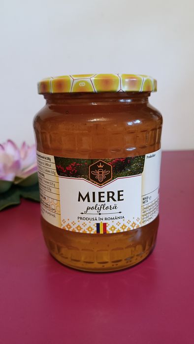 Miere de albine din stupină proprie
