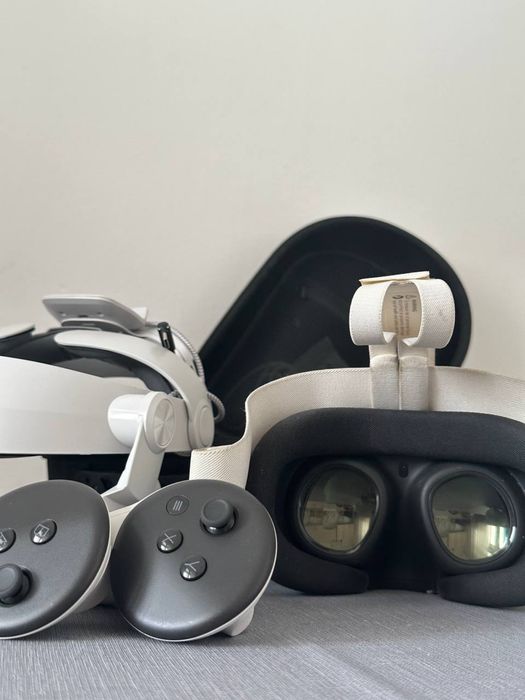 Продам очки Meta Quest 3