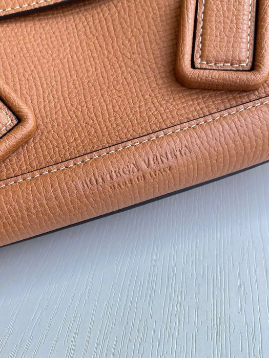 Geanta Bottega Veneta Arco