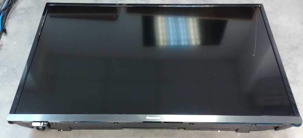 Televizor Panasonic MS490 Series [#10677#]