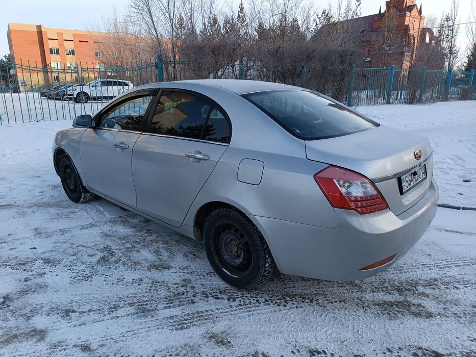 Продам Джили Эмгранд ес7