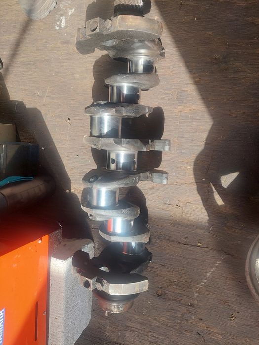 Продам Коленвал на  трактор т40