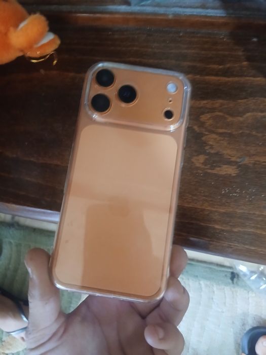 Imitație iPhone 17 pro max