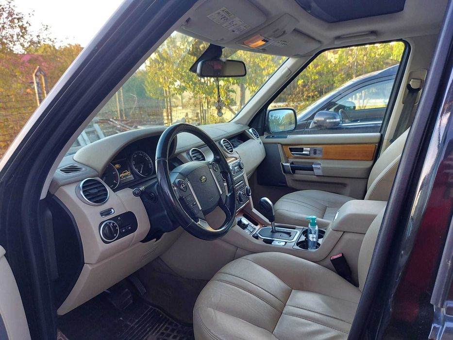 LAND ROVER Discovery 2012 — imagine 3