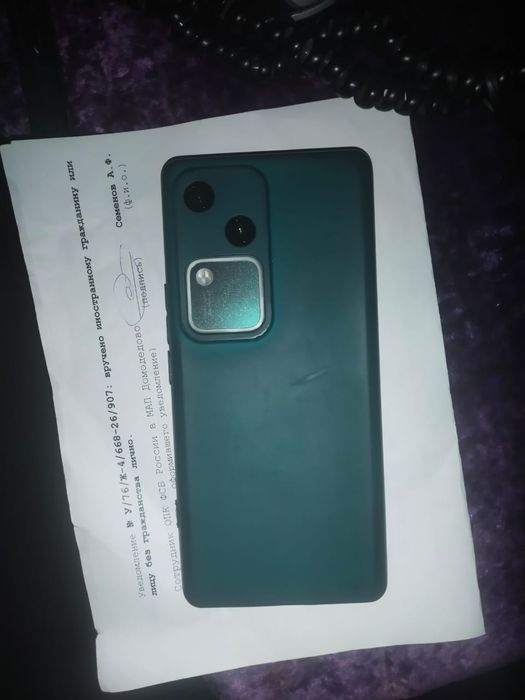 Telefon Vivo v30 b/y srochna sotiladi