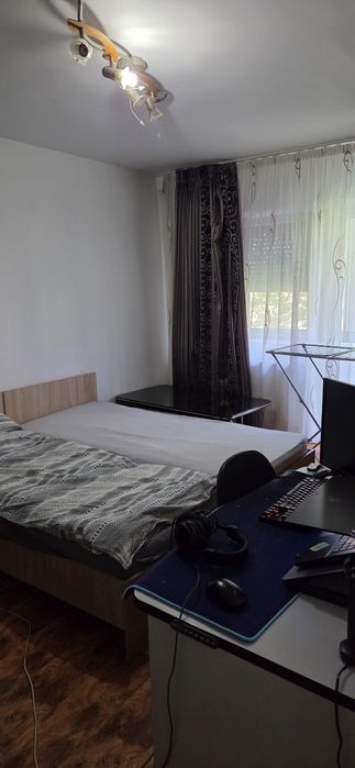 Apartament 3 camere,decomandat , zona Coressi Mall