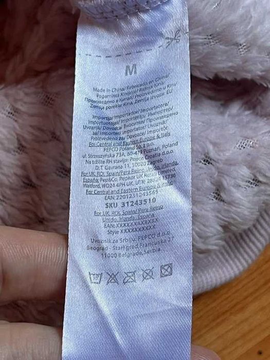 2 bluze de femei pentru perioada rece