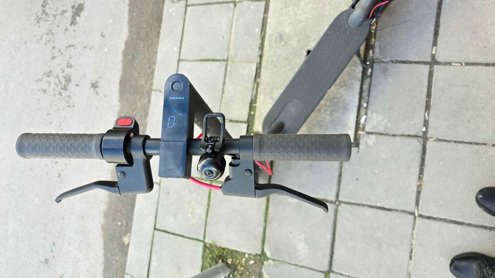 Xiaomi Mi Electric Scooter Pro 2