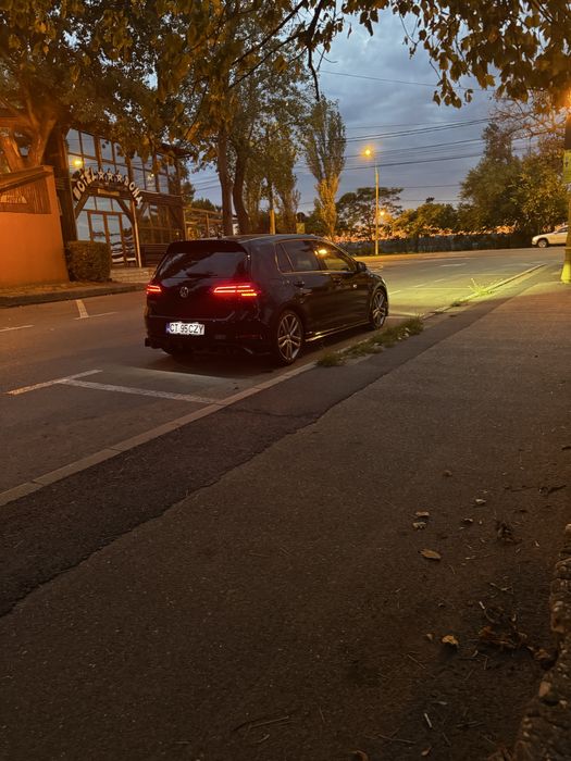 Vănd/Schimb Golf VII 7.5 GTI TCR