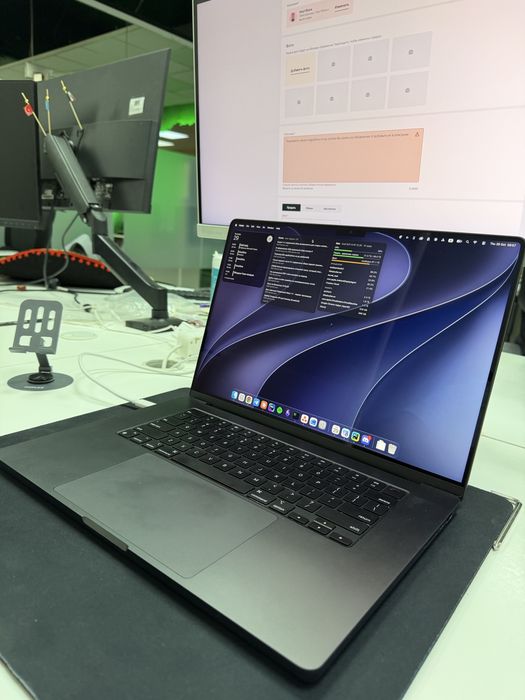 MacBook M4 Pro, 48 RAM, 512 SSD, Battery 100%