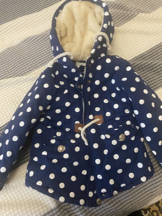 Куртка на девочку