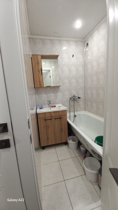 Продам 2 комн.кв, евроремонт, центр