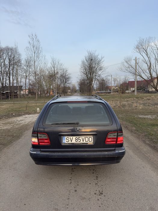 Mercedes E-270cdi 2001
