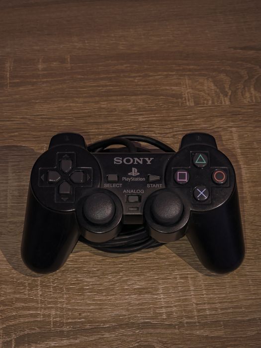 Consolă PlayStation 2 SCPH-50004  în stare perfectă, modată la alegere