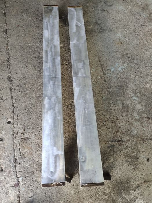 Bagaj sotiladi Lasetti va jentiraniki