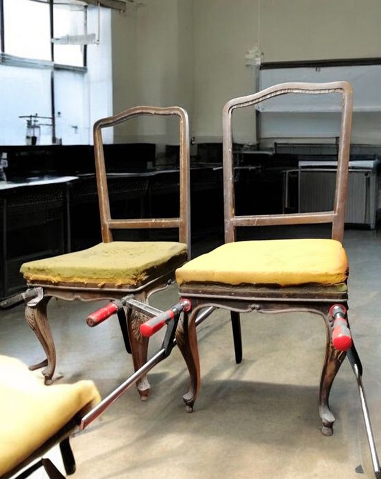 Restaurare Mobila Mobilier și Recondiționare – Transport Disponibil