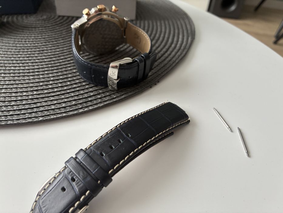 Часовник Guess Gc Collection Swiss