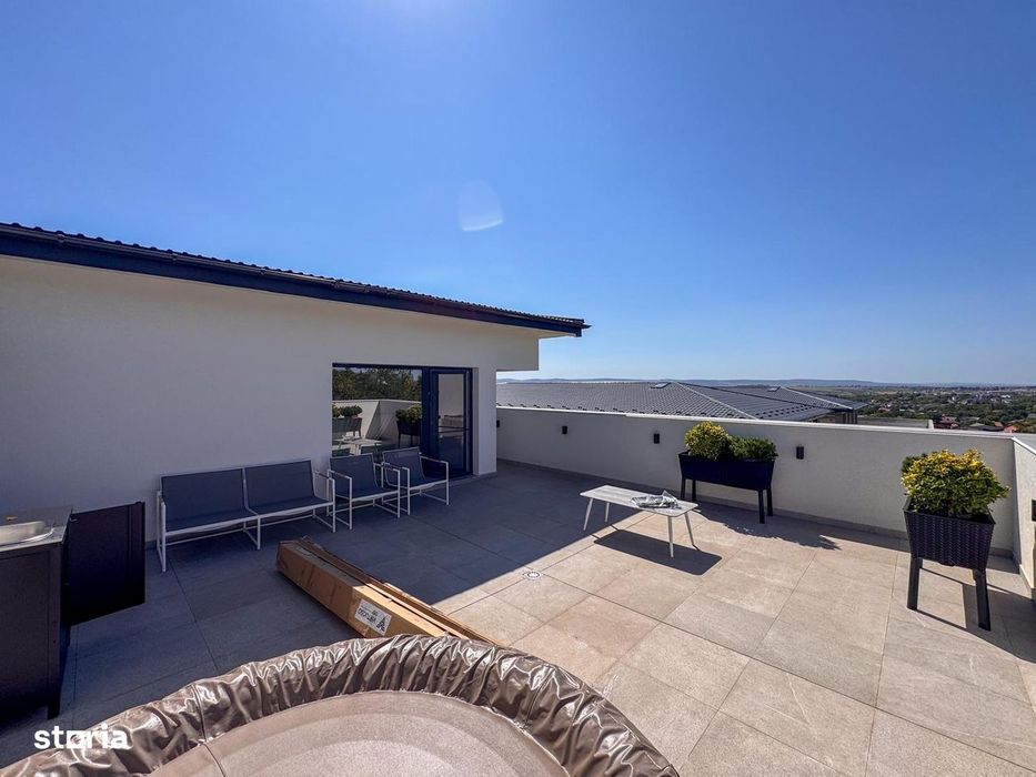 Penthouse , 3 camere, 2 bai, terasa, vedere panoramica, intabulat