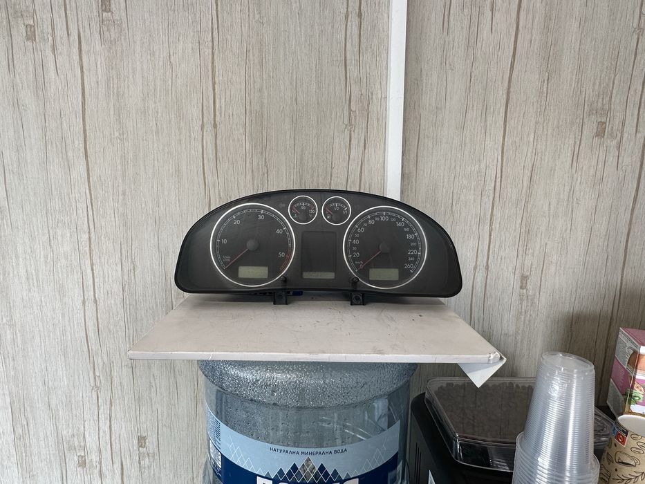 Километраж за Пасат 5.5 дизел автоматик!