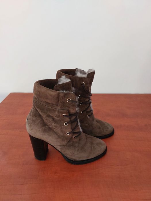 Ghete imblanite Jimmy Choo