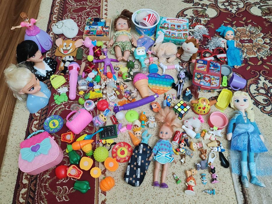 Разные игрушки для детей