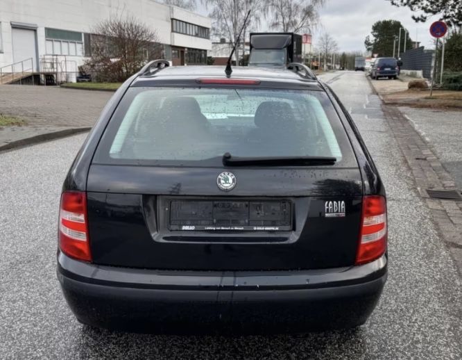 Skoda fabia 1.2 i на части