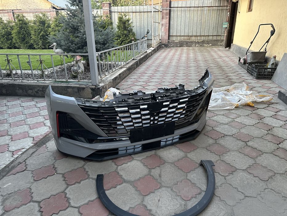 Продам передний бампер Changan СS55Plus