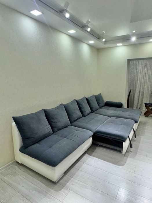 Модульный диван б/у