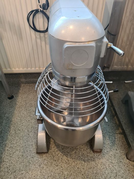 Mixer profesional  planetar 20L