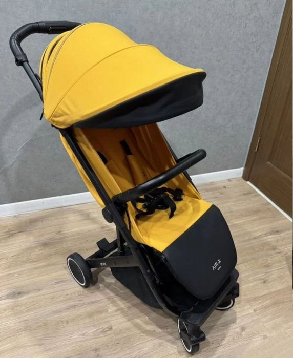 Продаётся коляска  Anex air -x