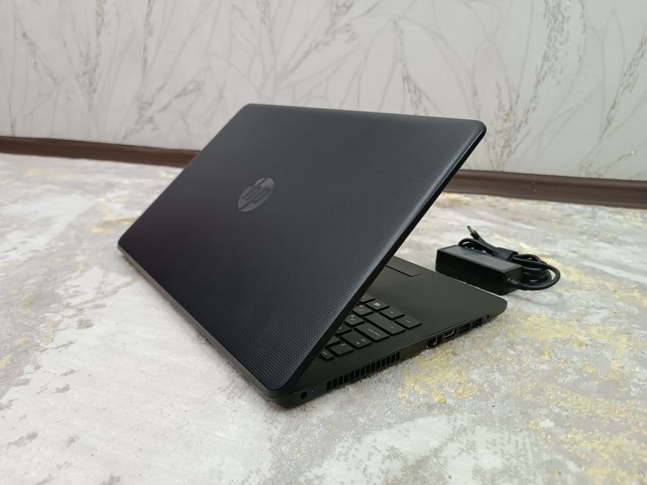 НОУТБУК HP в идеале Windows 10 Pro.