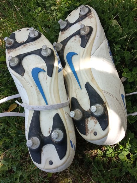 Vând ghete fotbal Nike 90 mărimea 43