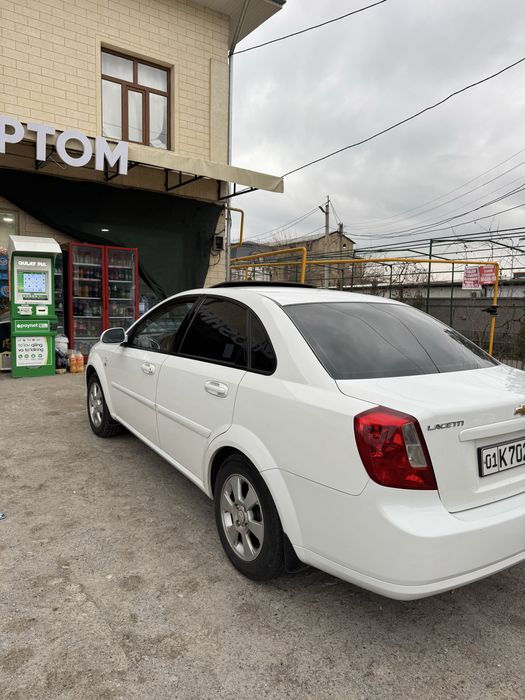 Lasetti 1.6 2013 kraska toza 175 yurgan halol gaz bor