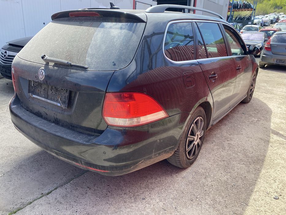 Dezmembram Volkswagen Golf 5 Variant