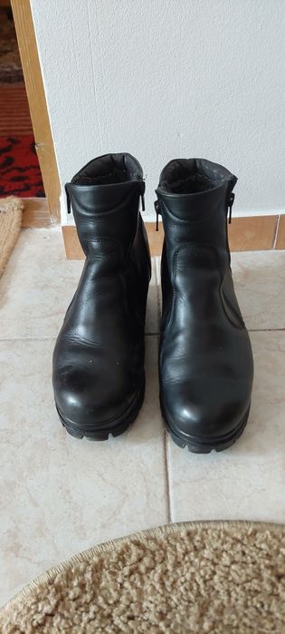 Ghete / Botine de iarnă din piele naturală neagră mărimea 38 (purtate o dată)