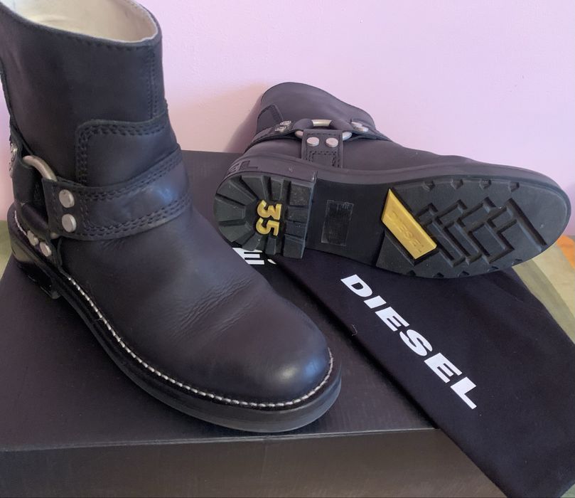 Vand ghete diesel originale marimea 35