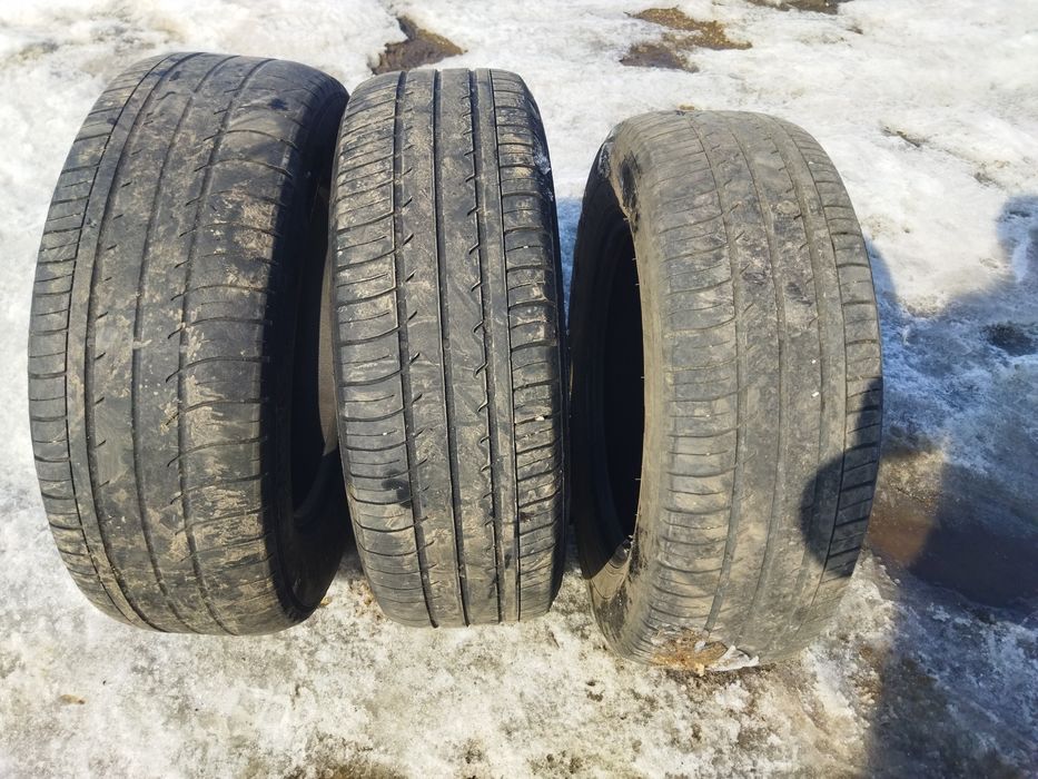 Продам 2 шины +1