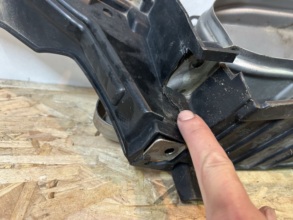 Ornament evacuare bmw X5 G05 X6 G06 X7 G07 M 550 dreapta