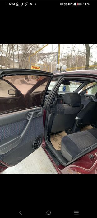 Тоуота Карине е продам