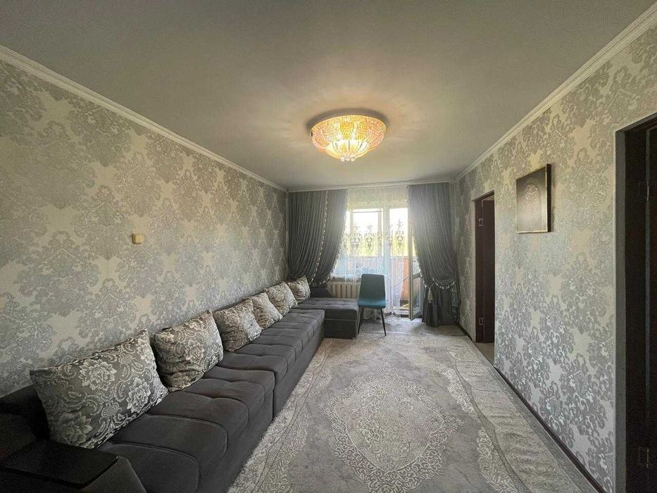 4х ком. по пр. СТРОИТЕЛЕЙ 17 + два балкона""